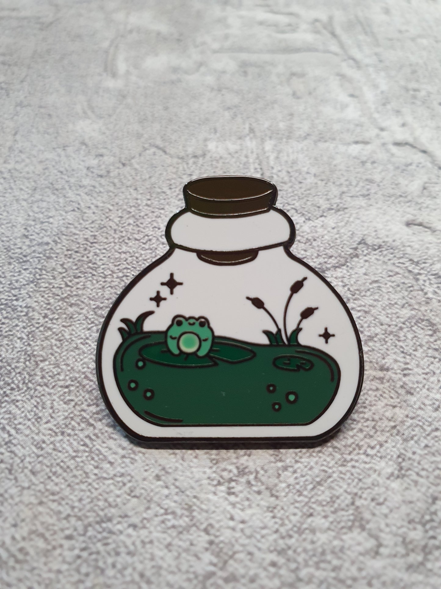 Frogarium Pin